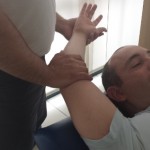 Beneficios de la fisioterapia en personas jóvenes con un implante de hombro Beneficios de la fisioterapia en personas jóvenes con un implante de hombro